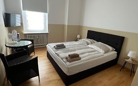 Doppelzimmer Mit Bad-Tv- 9